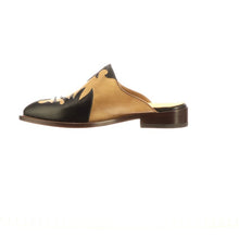 Load image into Gallery viewer, Patti Wingtip :: Natural + Black
